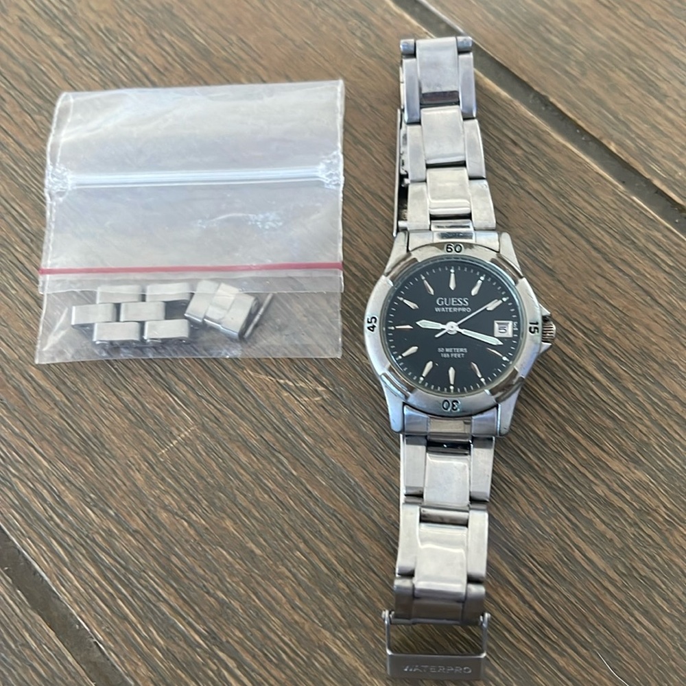 GUESS Watch 🩶🩶🩶